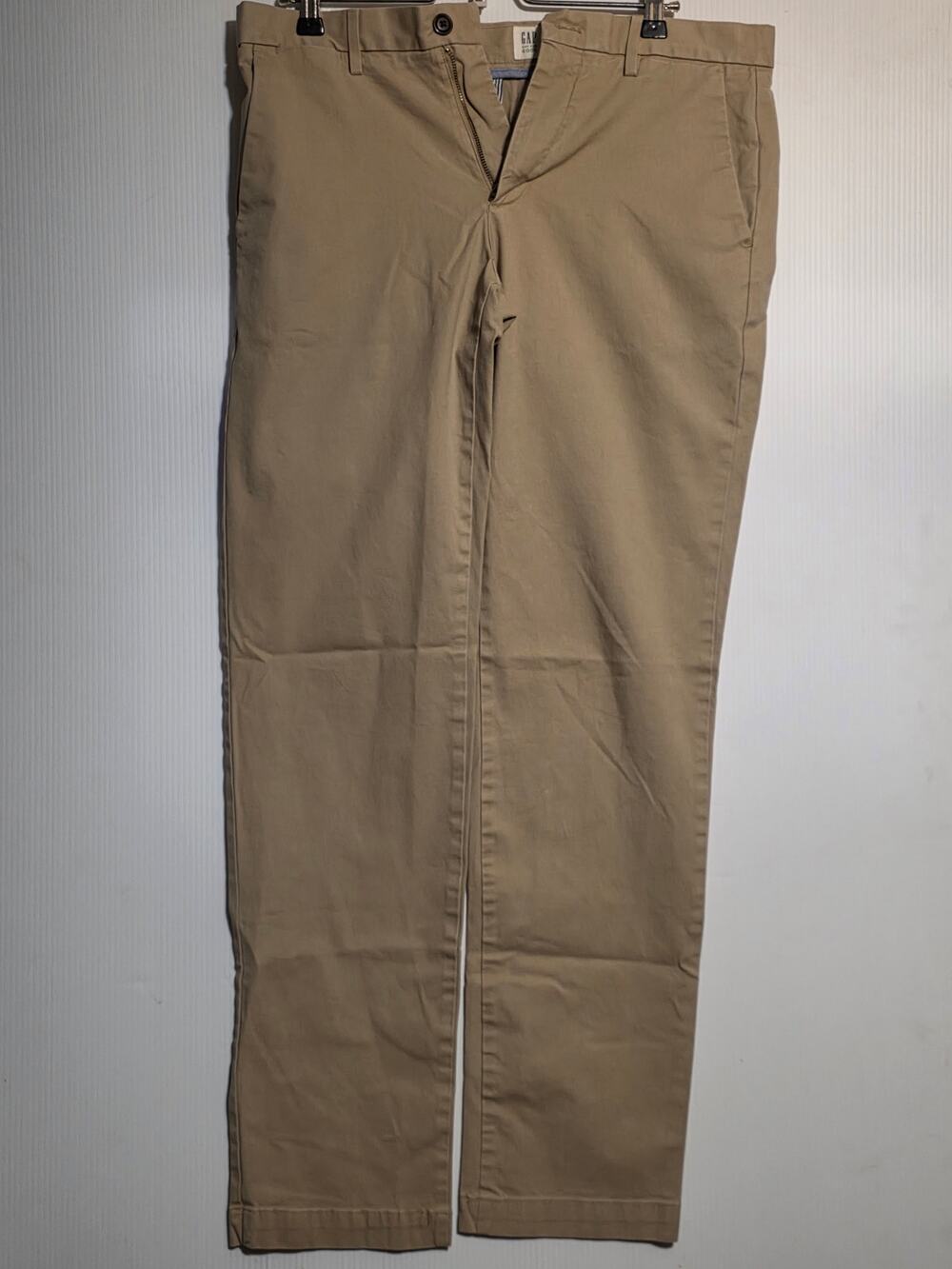 Gap Men Khaki Pants Size 32x34 Straight Fit Chinos Tan Casual Business Staples